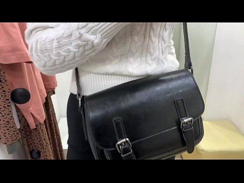 ❤️ Melancap awam perempuan jalang FeralBerry dengan dildo di dalam bilik pemasangan ️ Video lucah pada kami ms.ph-vassena.ru ❤